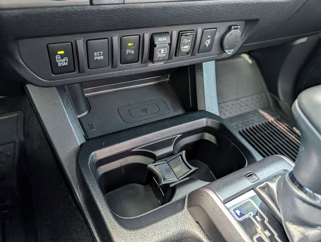 Used 2019 Toyota Tacoma TRD Off-Road image 24