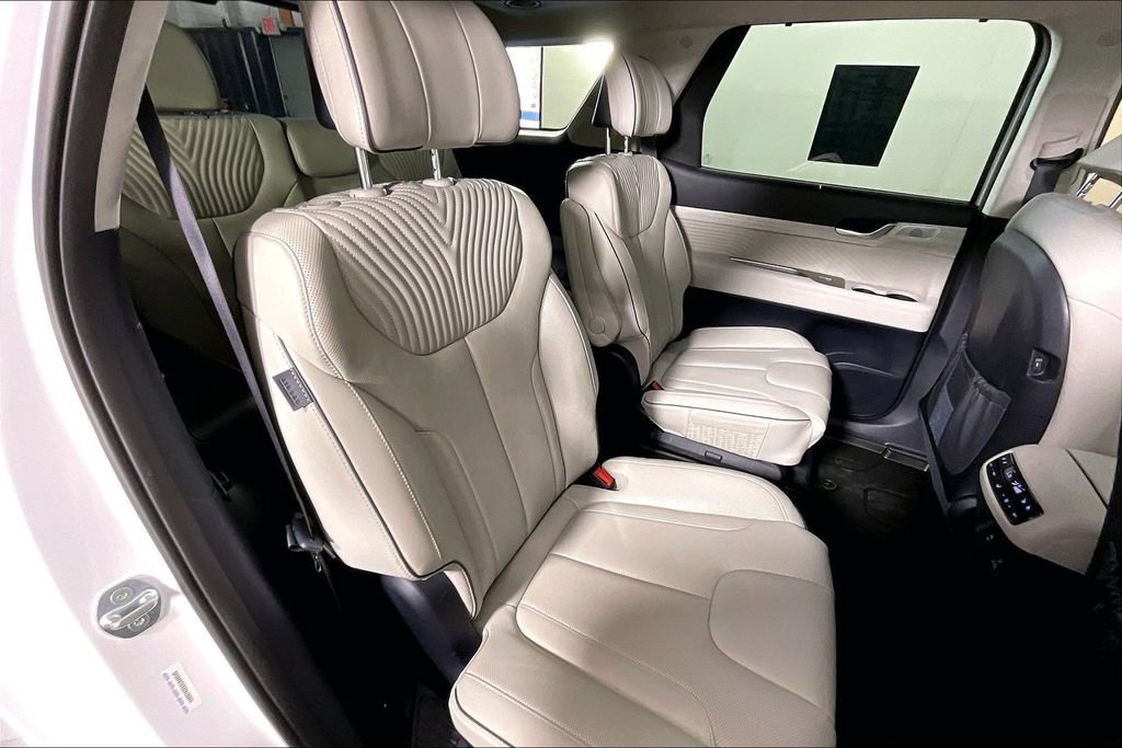 Used 2025 Hyundai Palisade Calligraphy image 38