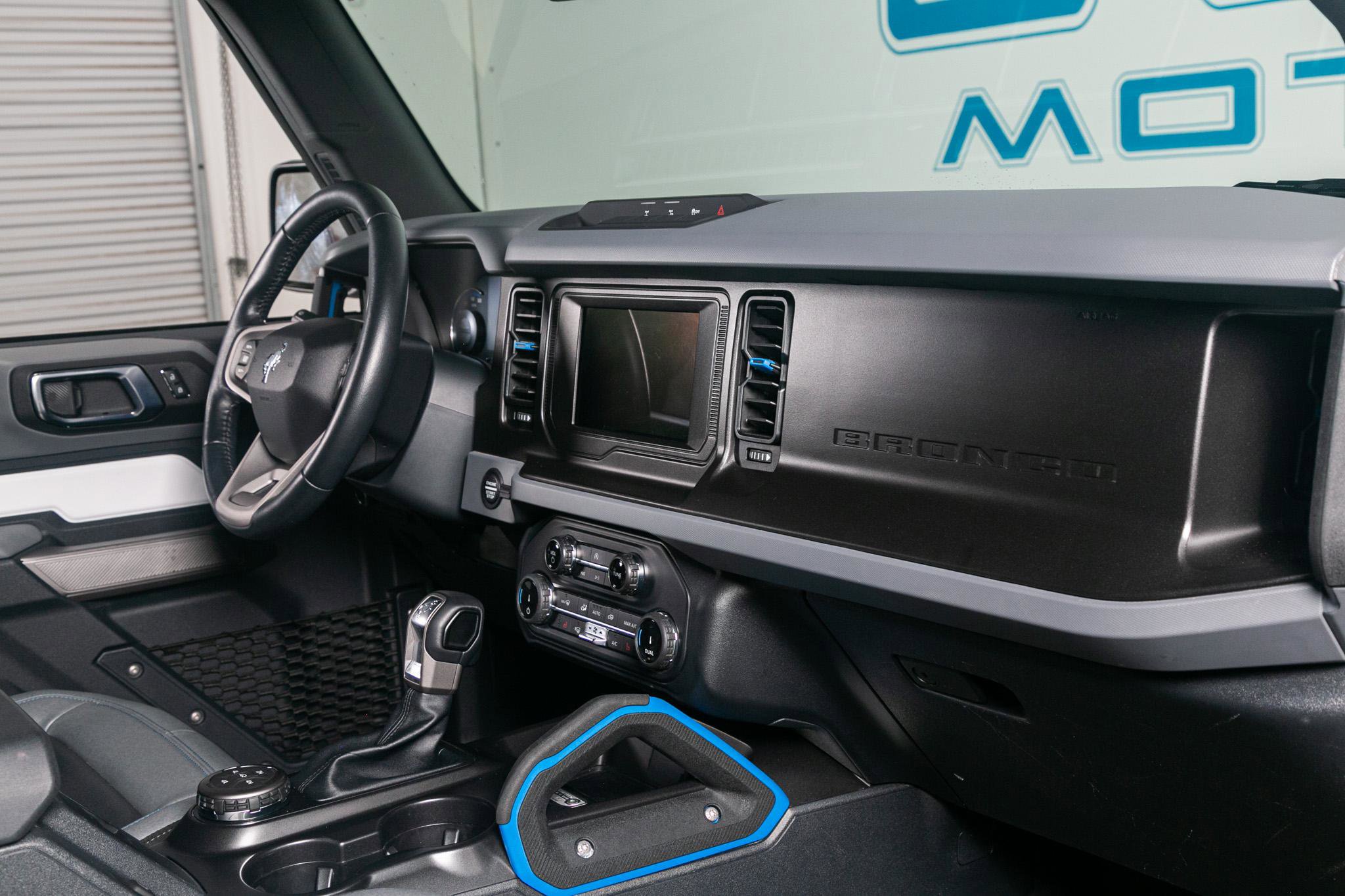 Used 2022 Ford Bronco Black Diamond AWD/4WD image 12