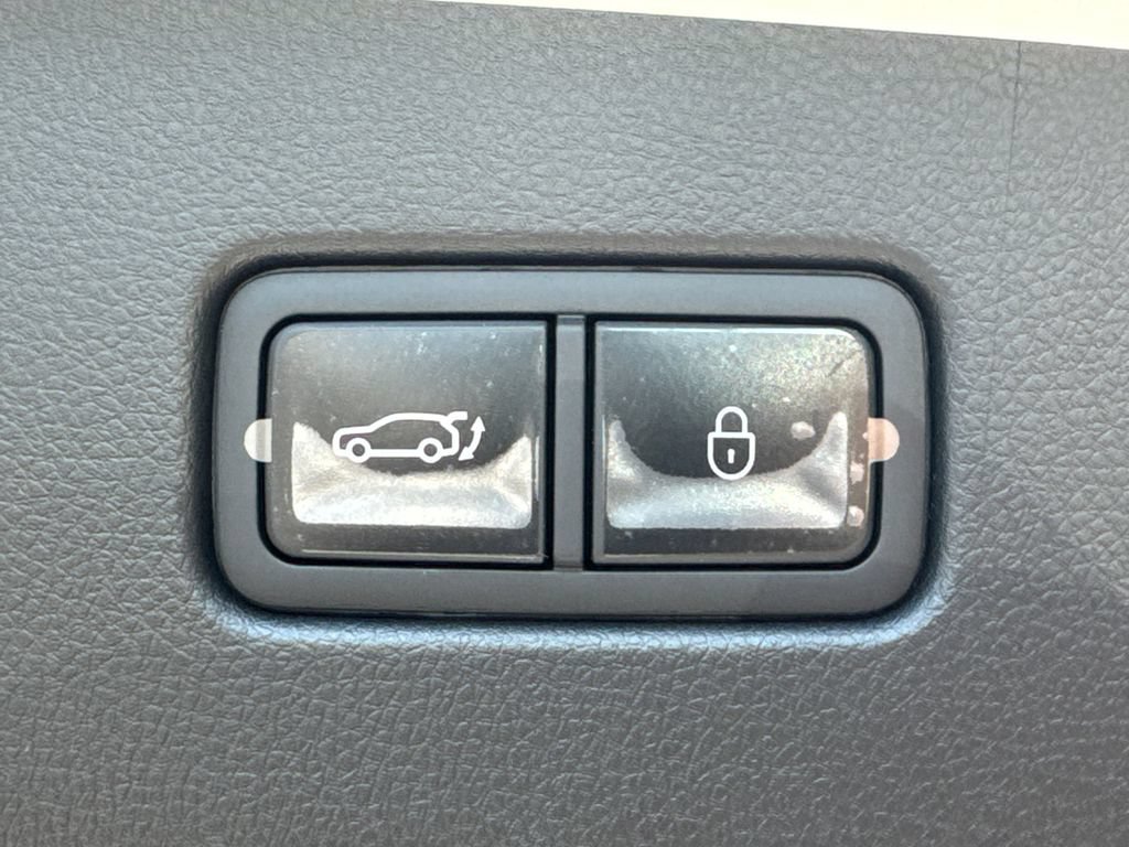 New 2027 Genesis GV70 2.5T AWD/4WD image 21