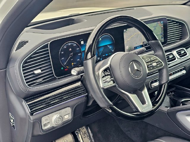 Certified 2023 Mercedes-Benz Maybach GLS 600 4MATIC image 17