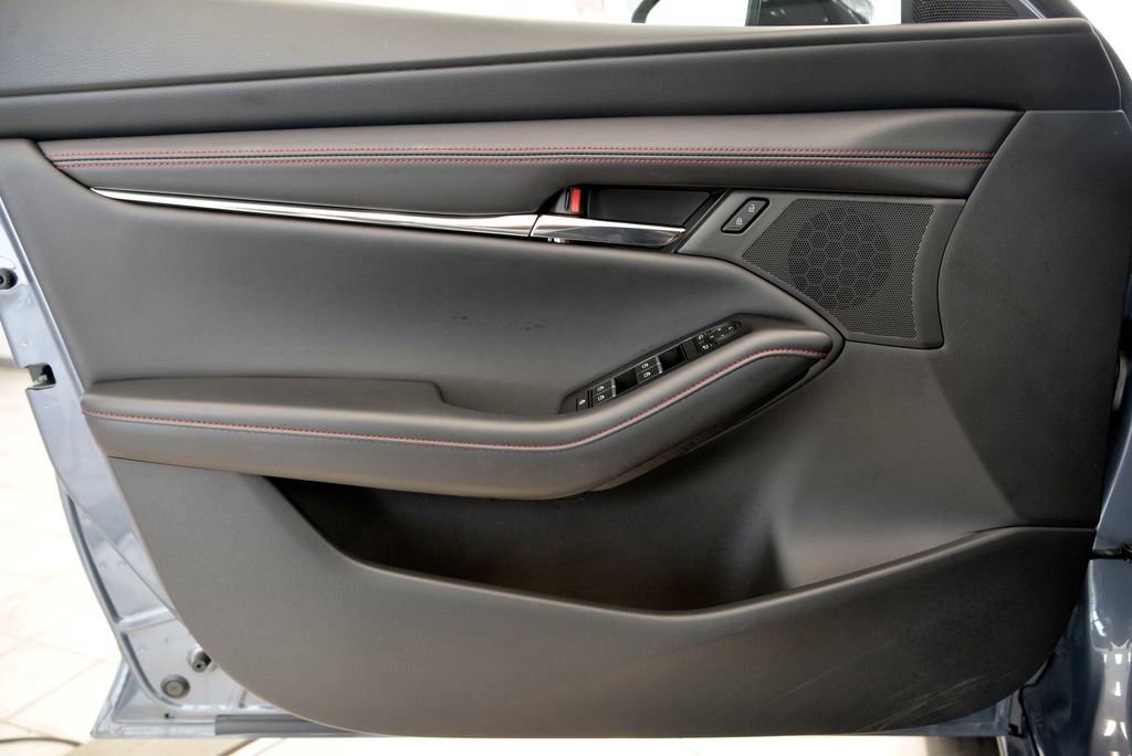 Used 2026 MAZDA MAZDA3 Carbon image 14