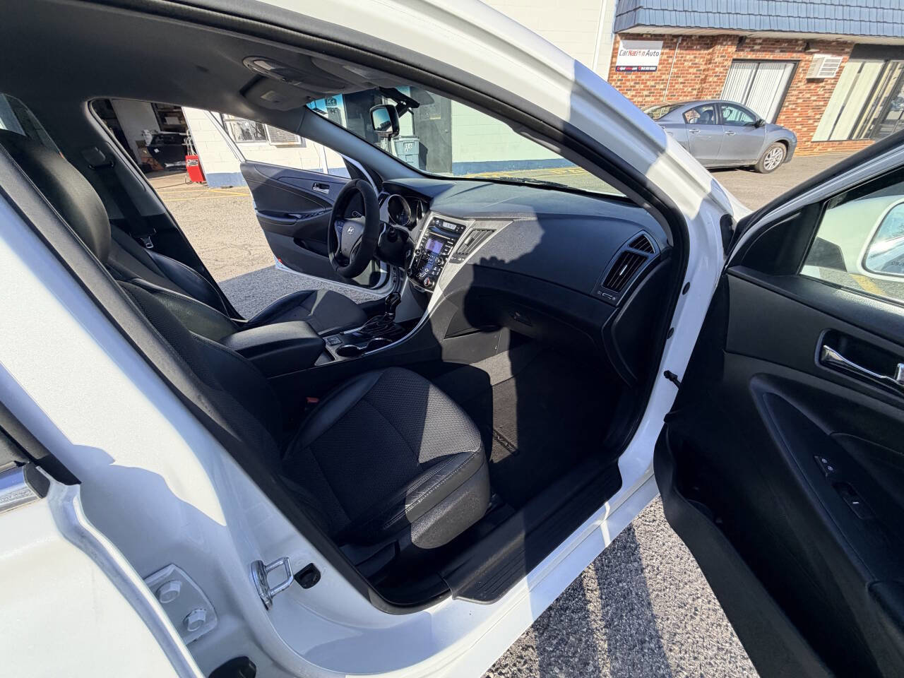 Used 2013 Hyundai Sonata SE image 10