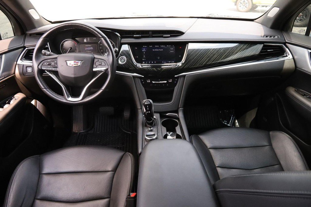 Used 2023 Cadillac XT6 Premium Luxury AWD/4WD image 25