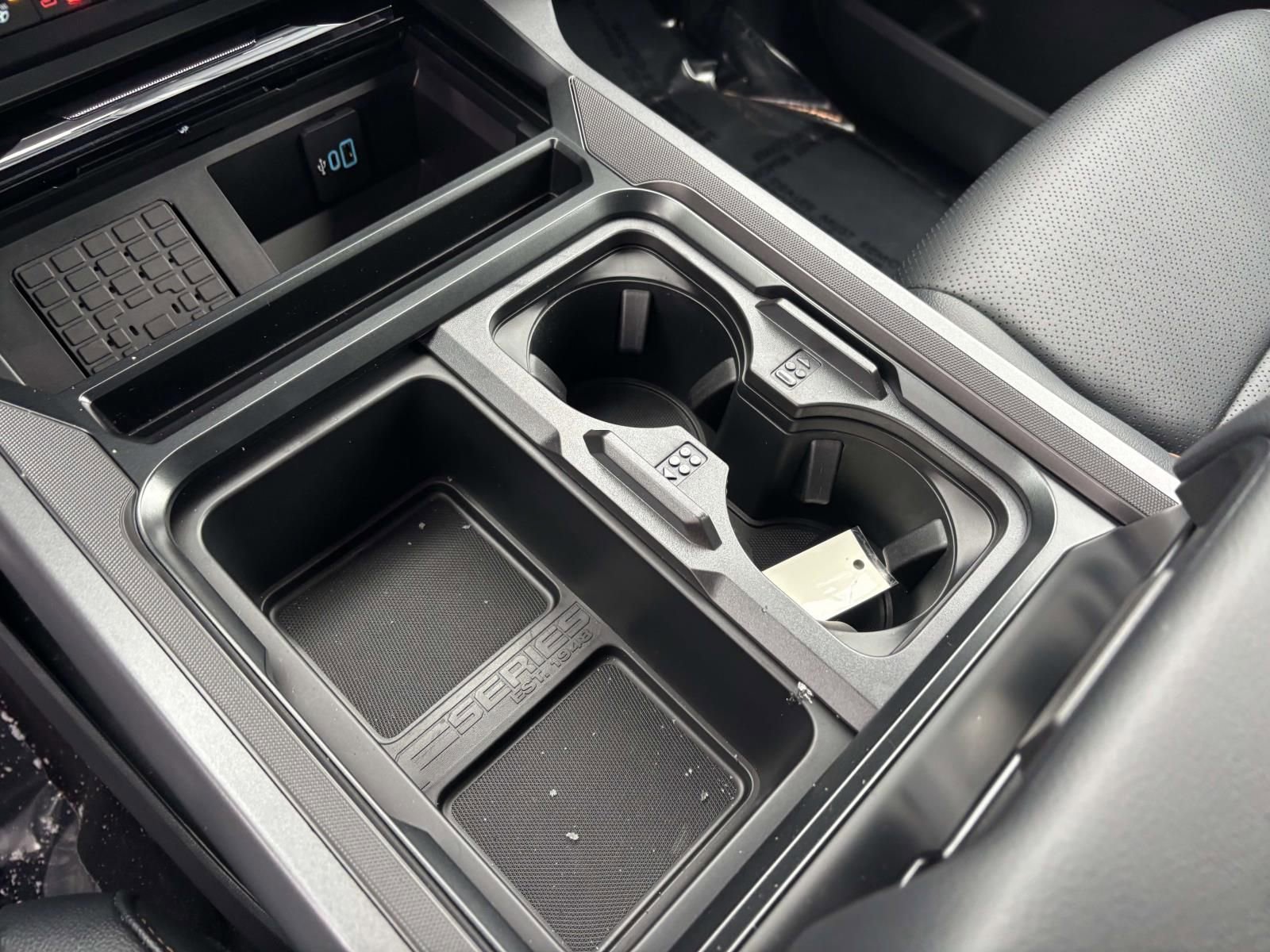 New 2026 Ford F250 Lariat image 25