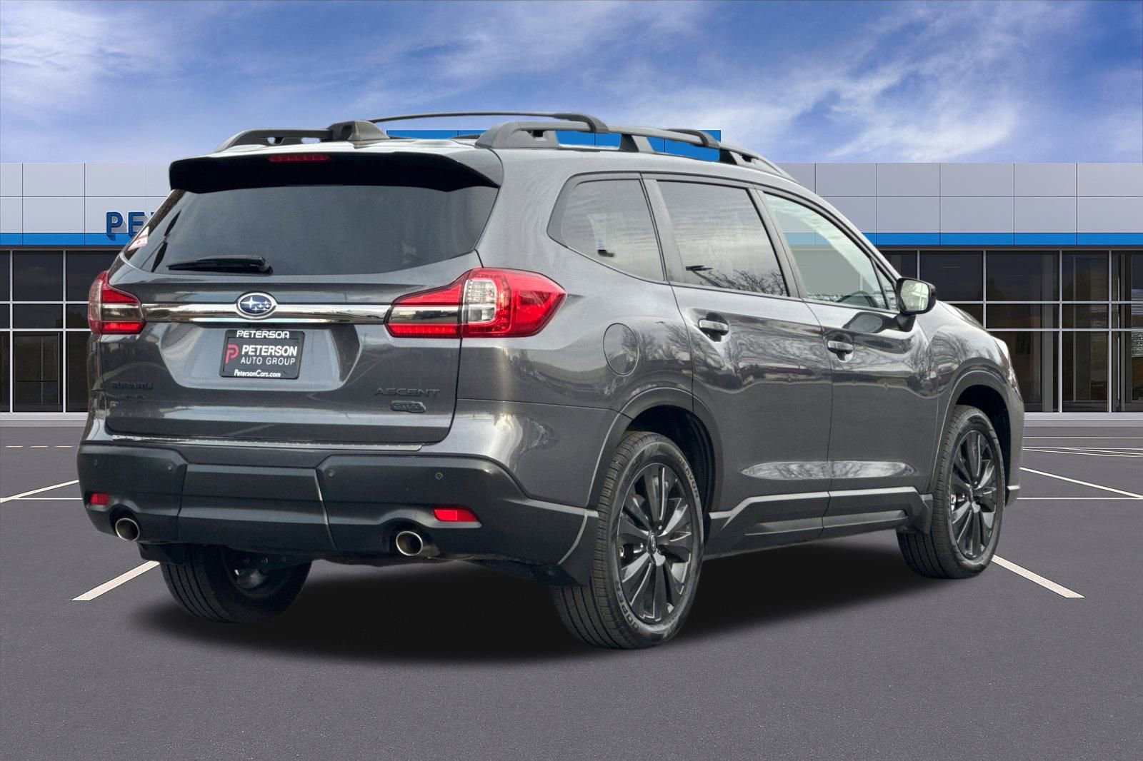 Used 2022 Subaru Ascent Onyx Edition image 4