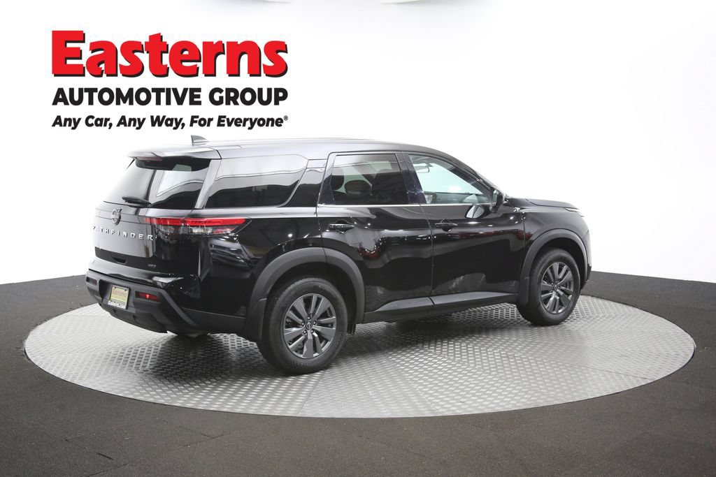 Used 2024 Nissan Pathfinder S AWD/4WD image 42