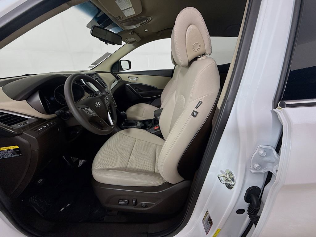 Used 2018 Hyundai Santa Fe Sport w/ 2.4L Value Package 02 AWD/4WD image 25