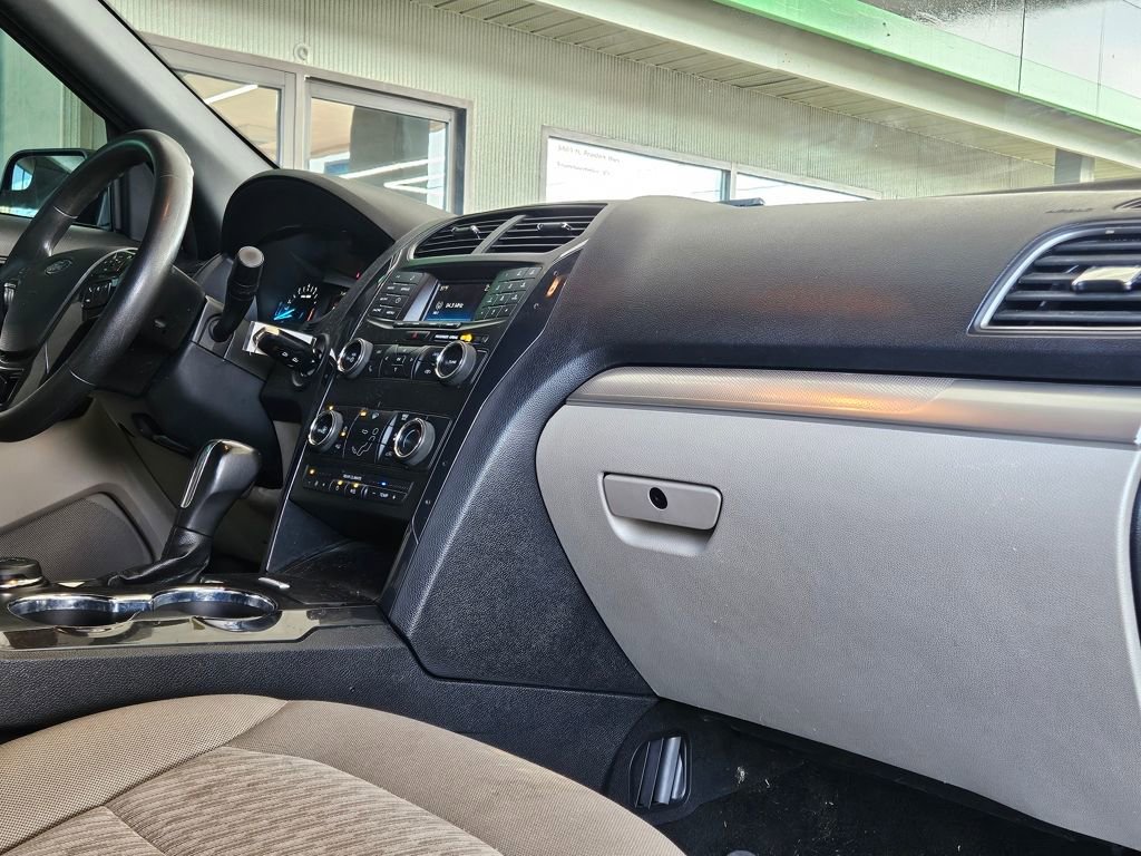 Used 2018 Ford Explorer 4WD image 8