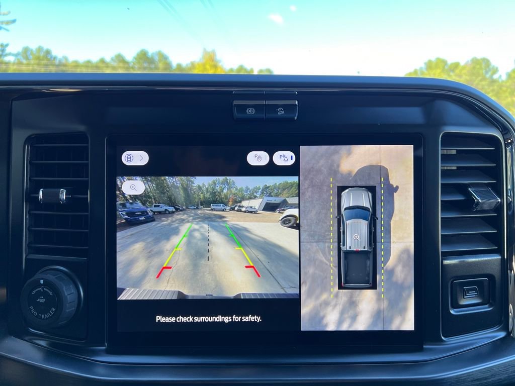 New 2026 Ford F250 Lariat w/ Black Appearance Package image 23