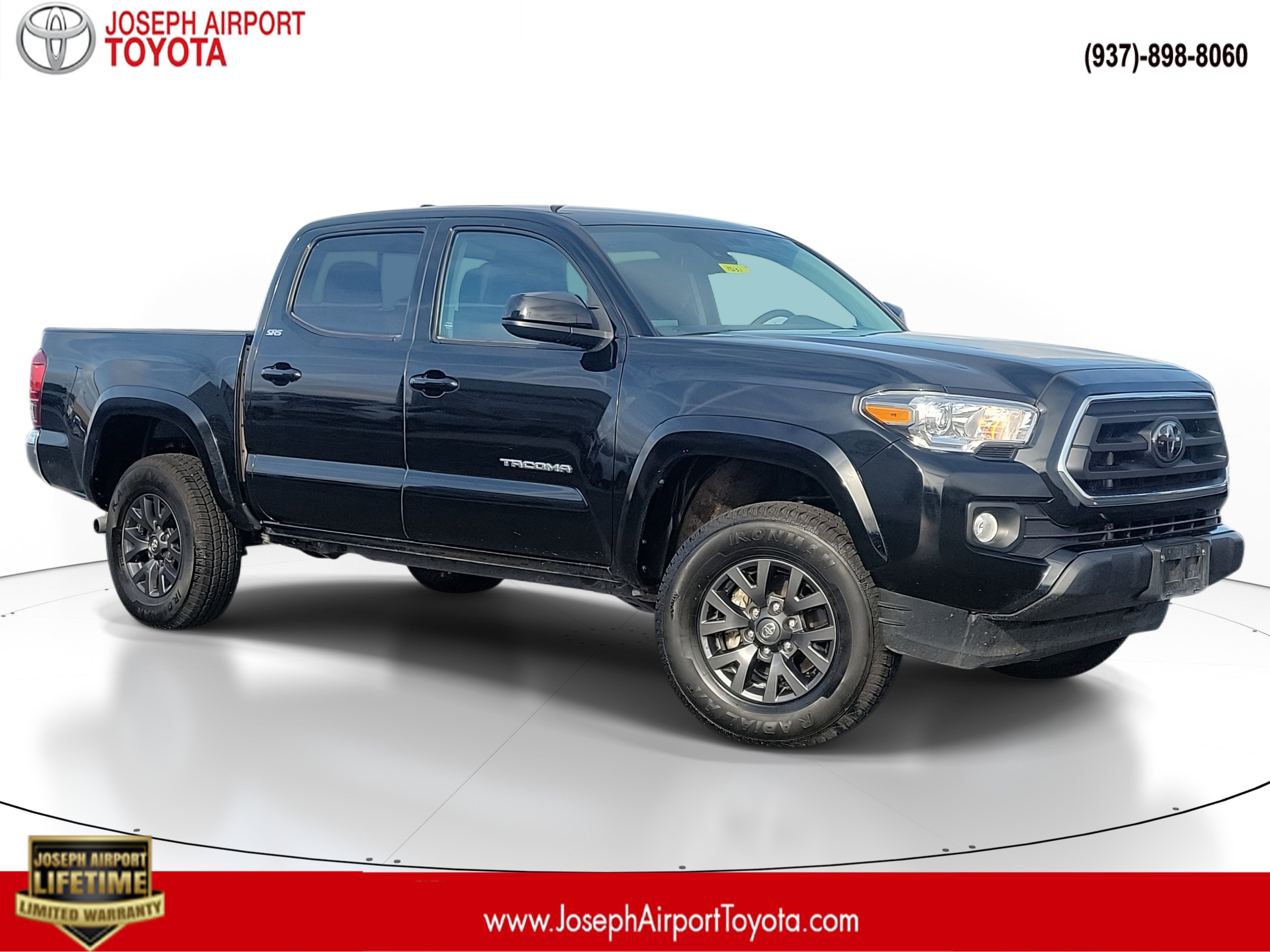 Used 2023 Toyota Tacoma SR image 1