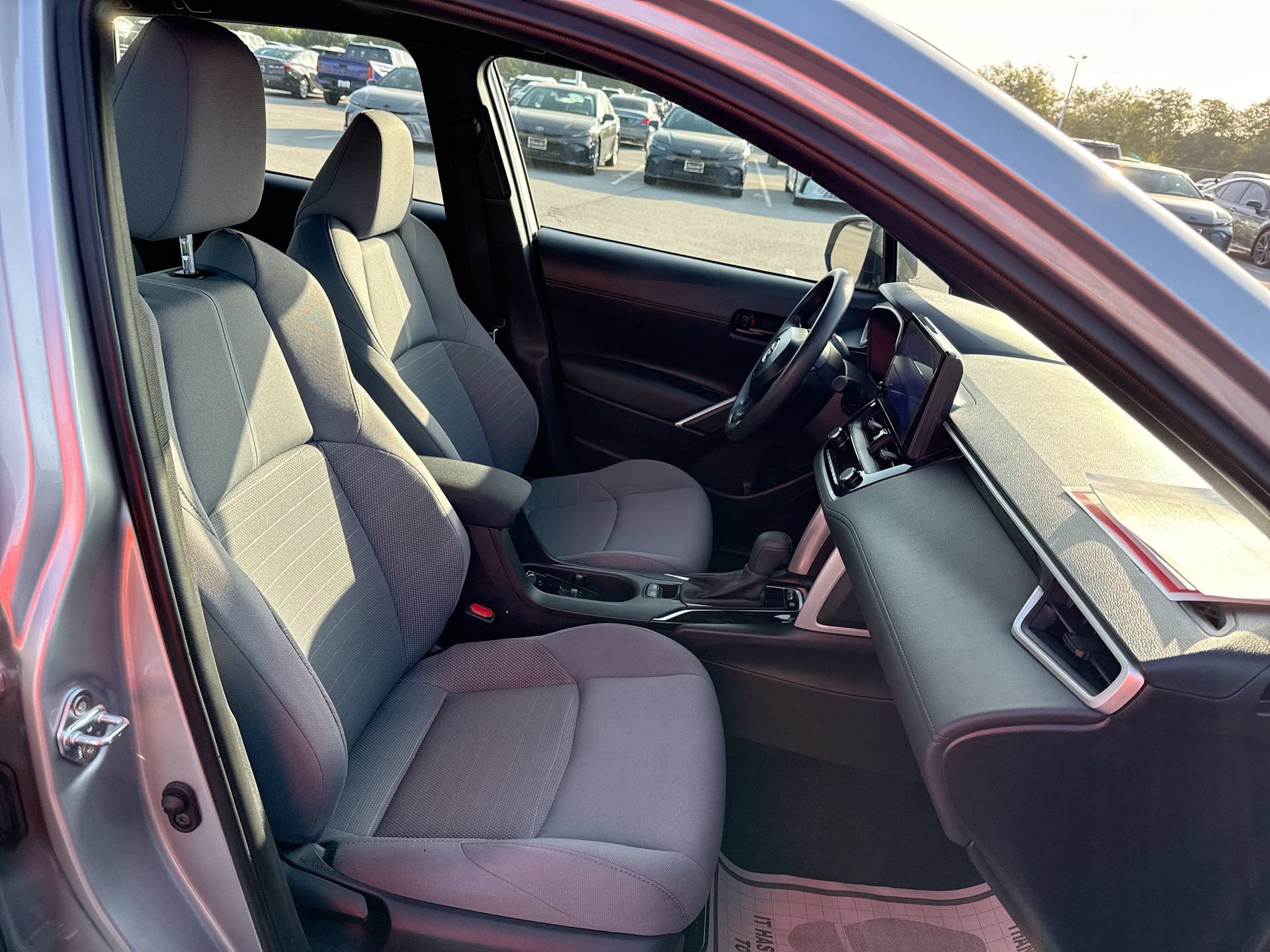 Certified 2025 Toyota Corolla Cross AWD Hybrid image 24
