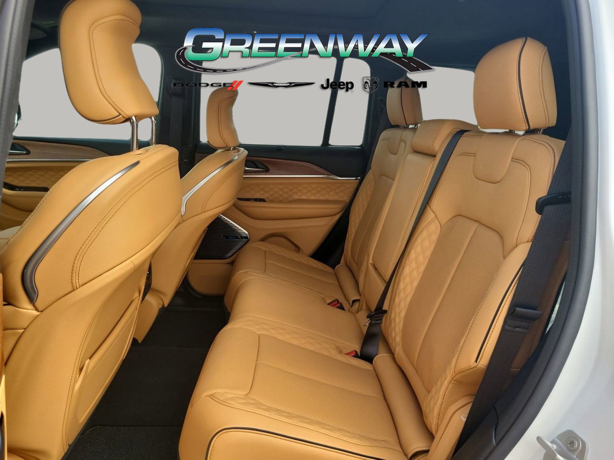 Used 2025 Jeep Grand Cherokee Summit image 16