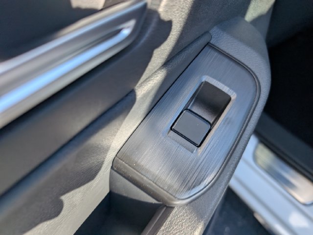 New 2027 Nissan Sentra SR w/ Floor Mat Package FWD image 15