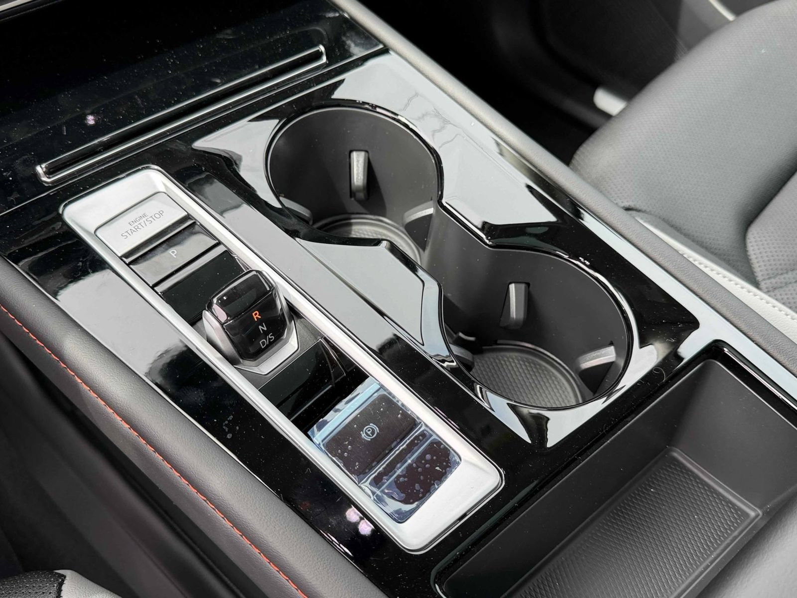 New 2026 Volkswagen Atlas Peak Edition AWD/4WD image 24