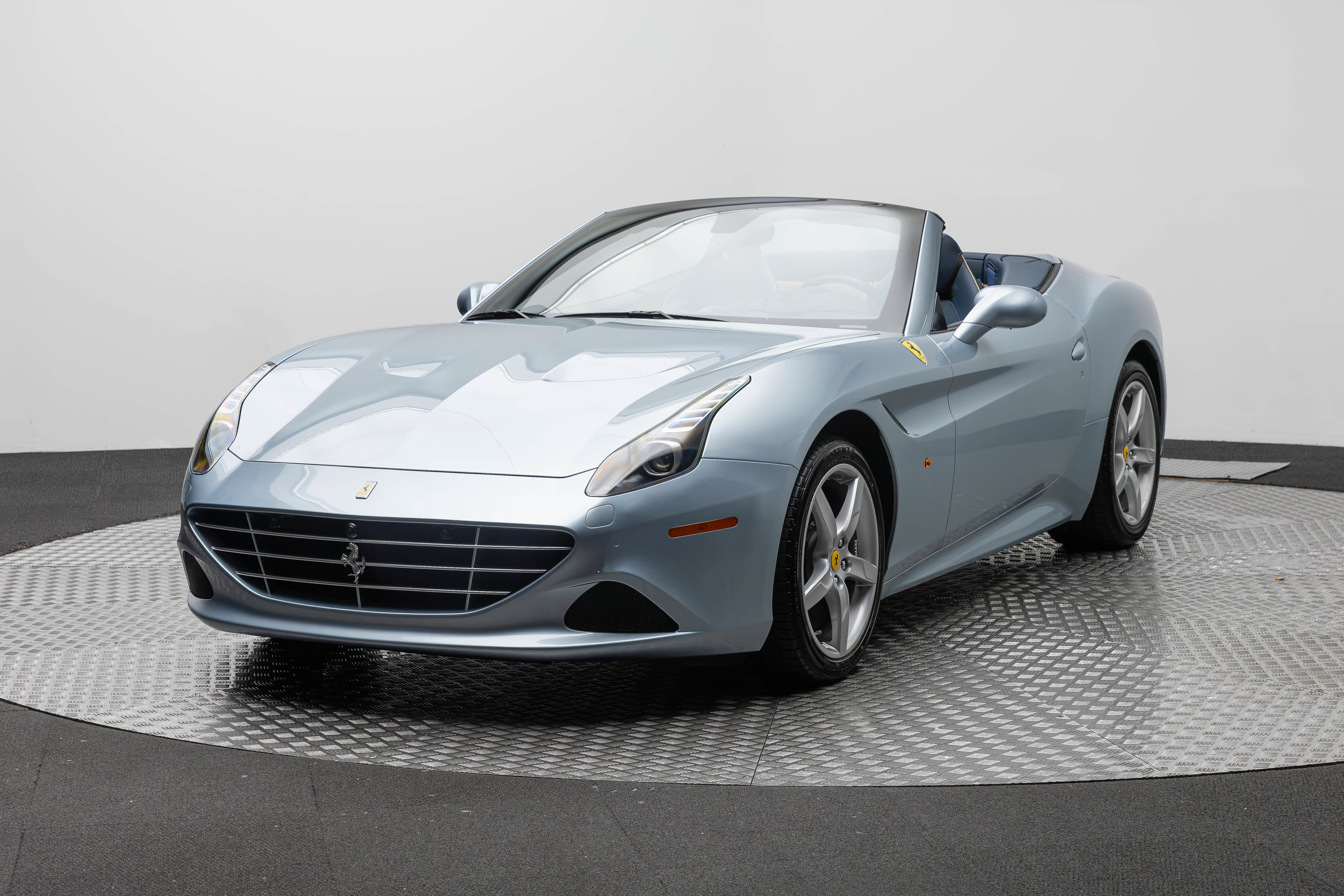 Certified 2015 Ferrari California T