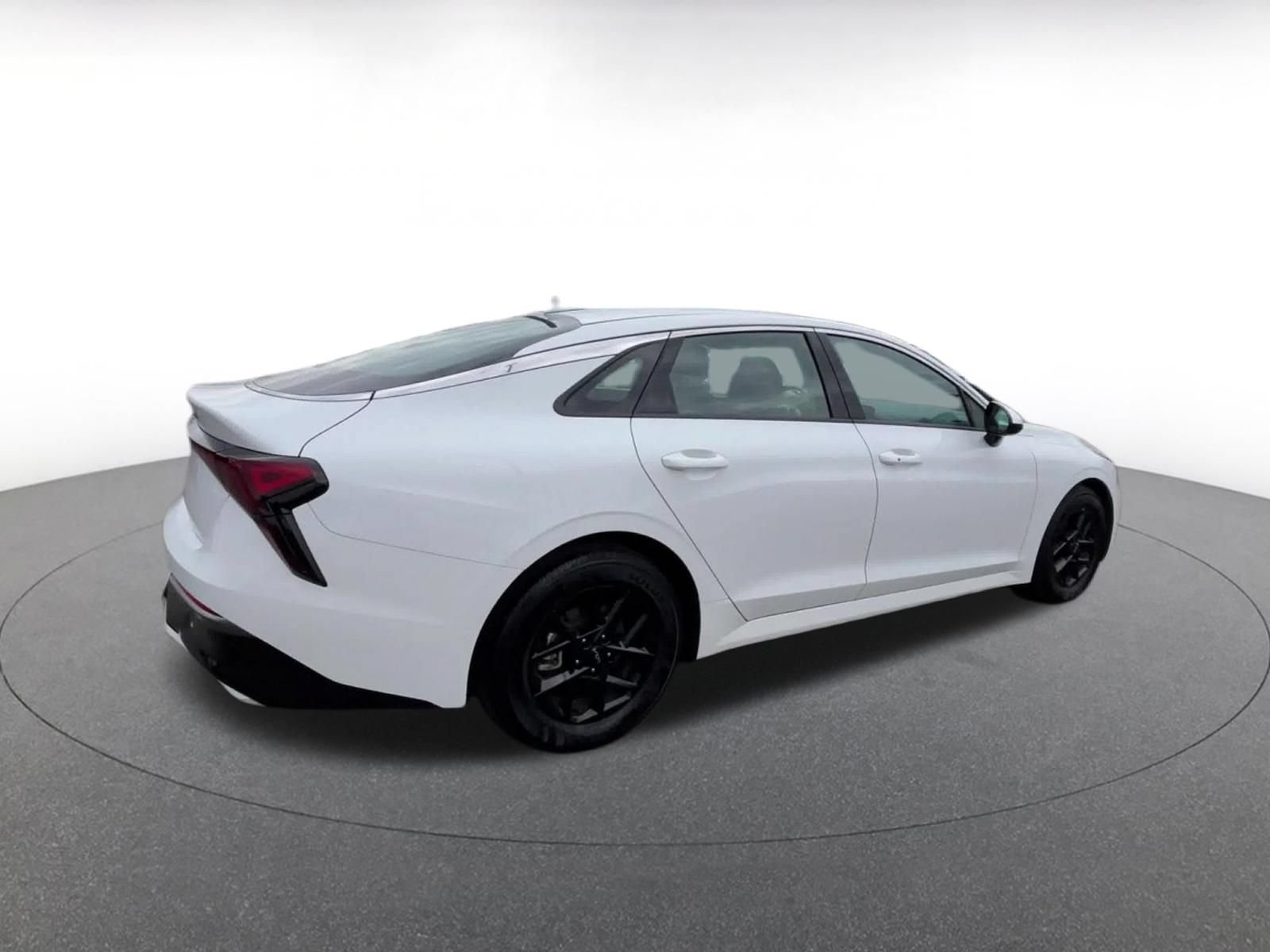 Used 2025 Kia K5 LXS FWD image 14