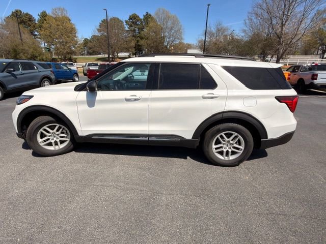 New 2025 Ford Explorer Active image 10