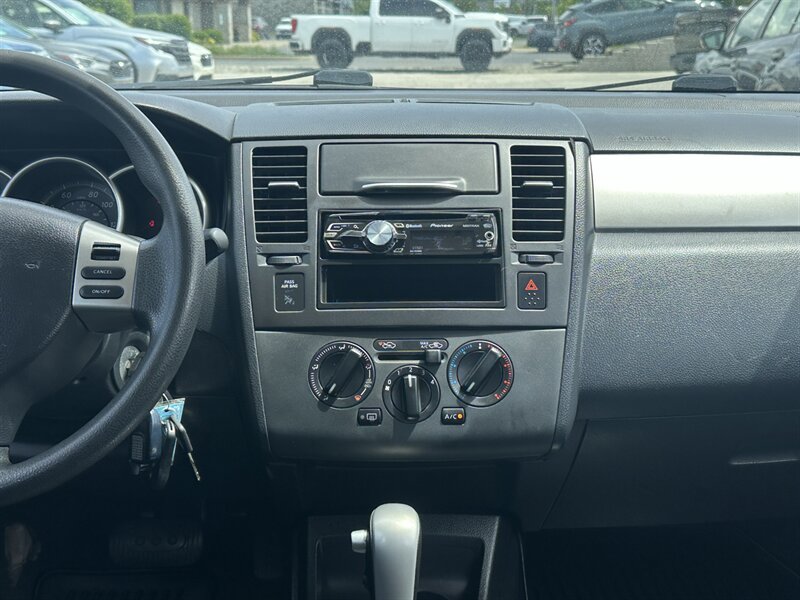 Used 2012 Nissan Versa 1.8 S w/ Plus Pkg FWD image 5
