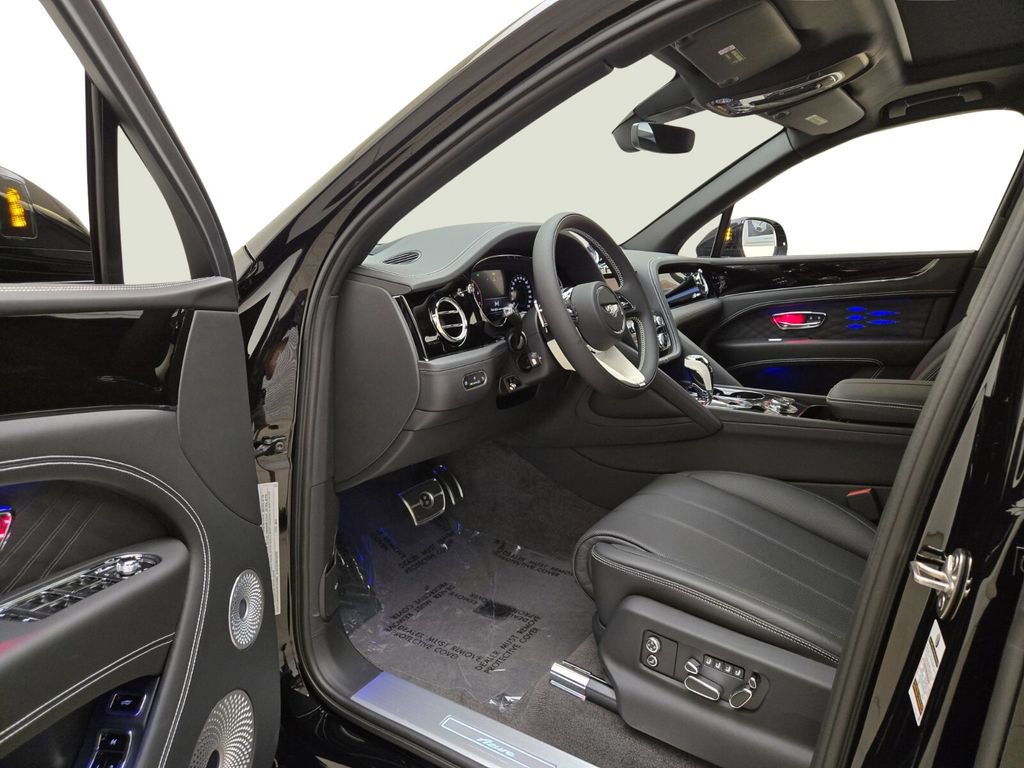 New 2025 Bentley Bentayga AWD/4WD image 19