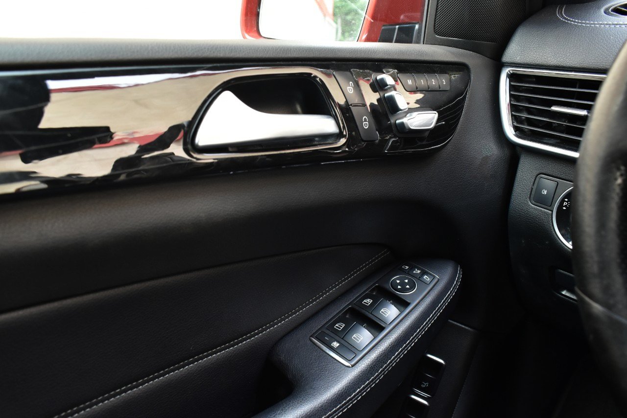 Used 2019 Mercedes-Benz GLS 450 4MATIC image 29