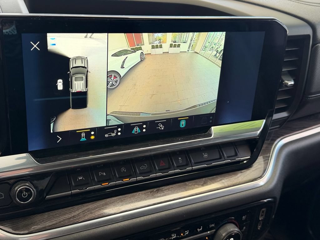 Used 2022 Chevrolet Silverado 1500 LTZ w/ LTZ Premium Package AWD/4WD image 20