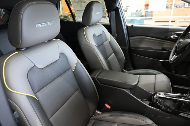New 2026 Chevrolet Trax ACTIV w/ Sunroof Package image 8