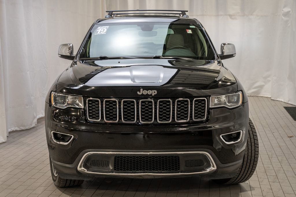 Used 2019 Jeep Grand Cherokee Limited w/ Trailer Tow Group IV image 3