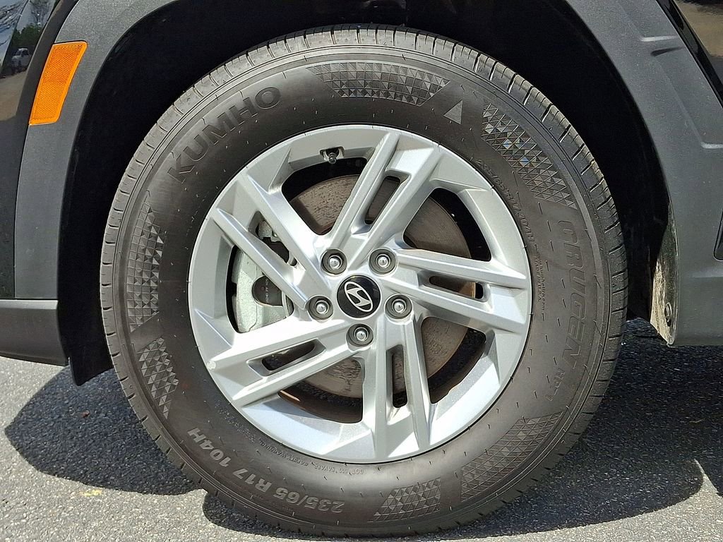 Used 2025 Hyundai Tucson SE image 8