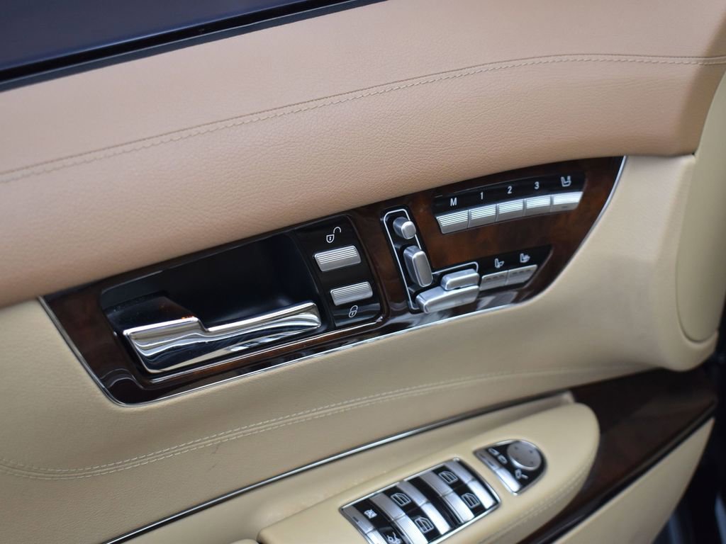 Used 2008 Mercedes-Benz CL 550 image 10