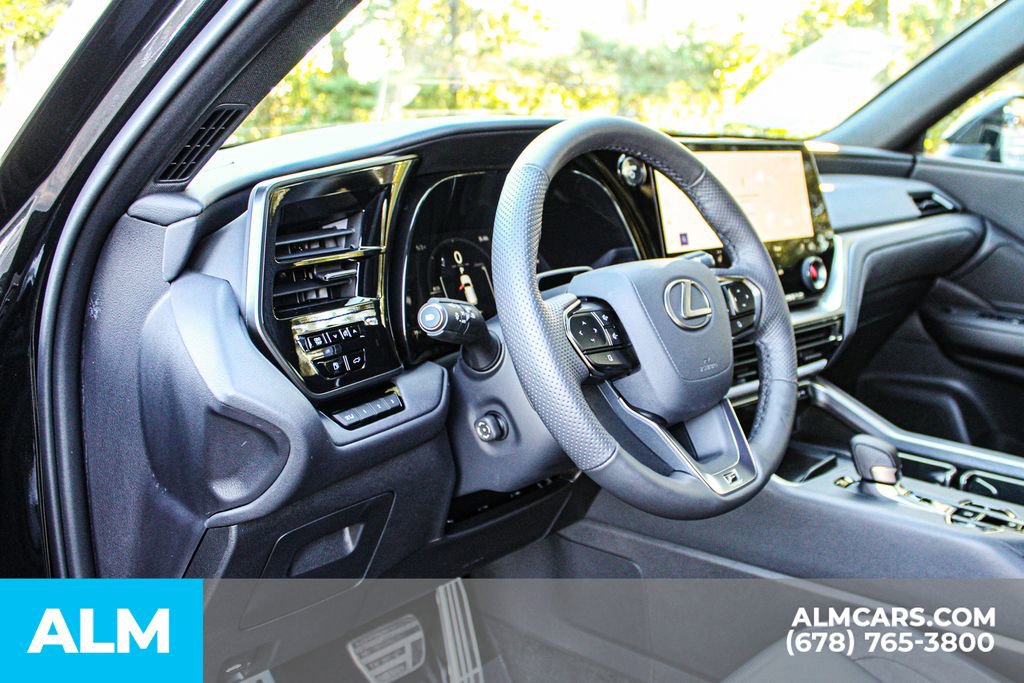 Used 2025 Lexus TX 500h AWD image 35