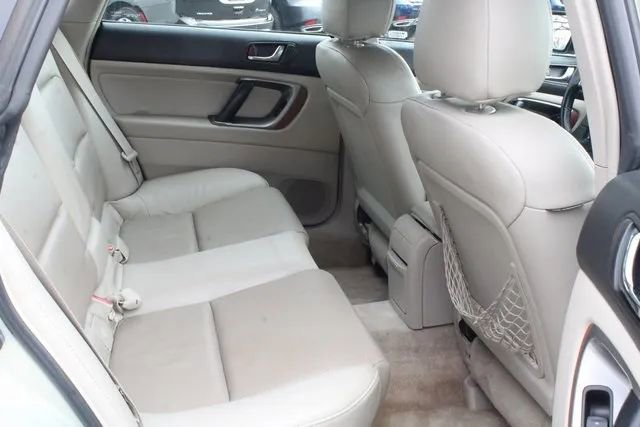 Used 2005 Subaru Outback 3.0R L.L. Bean image 37