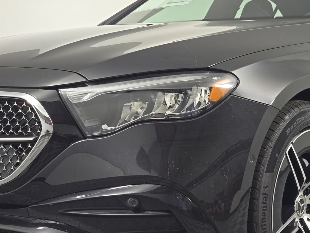 New 2026 Mercedes-Benz E 350 4MATIC Sedan image 12