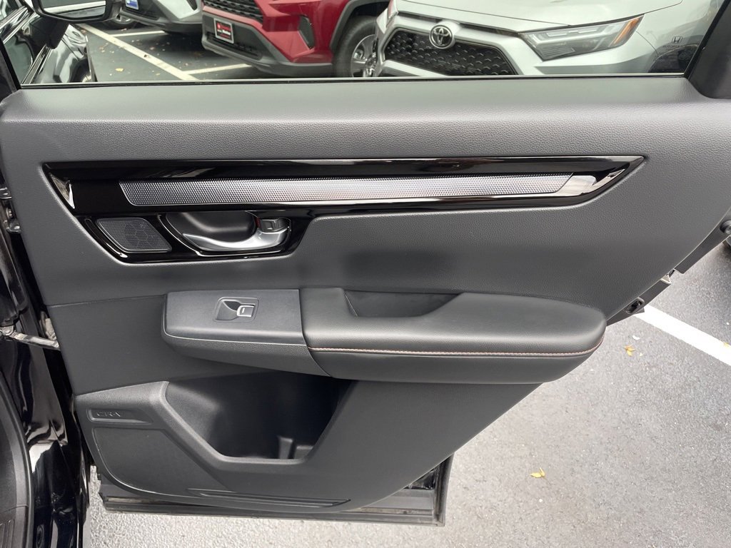 Used 2024 Honda CR-V Sport Touring image 13
