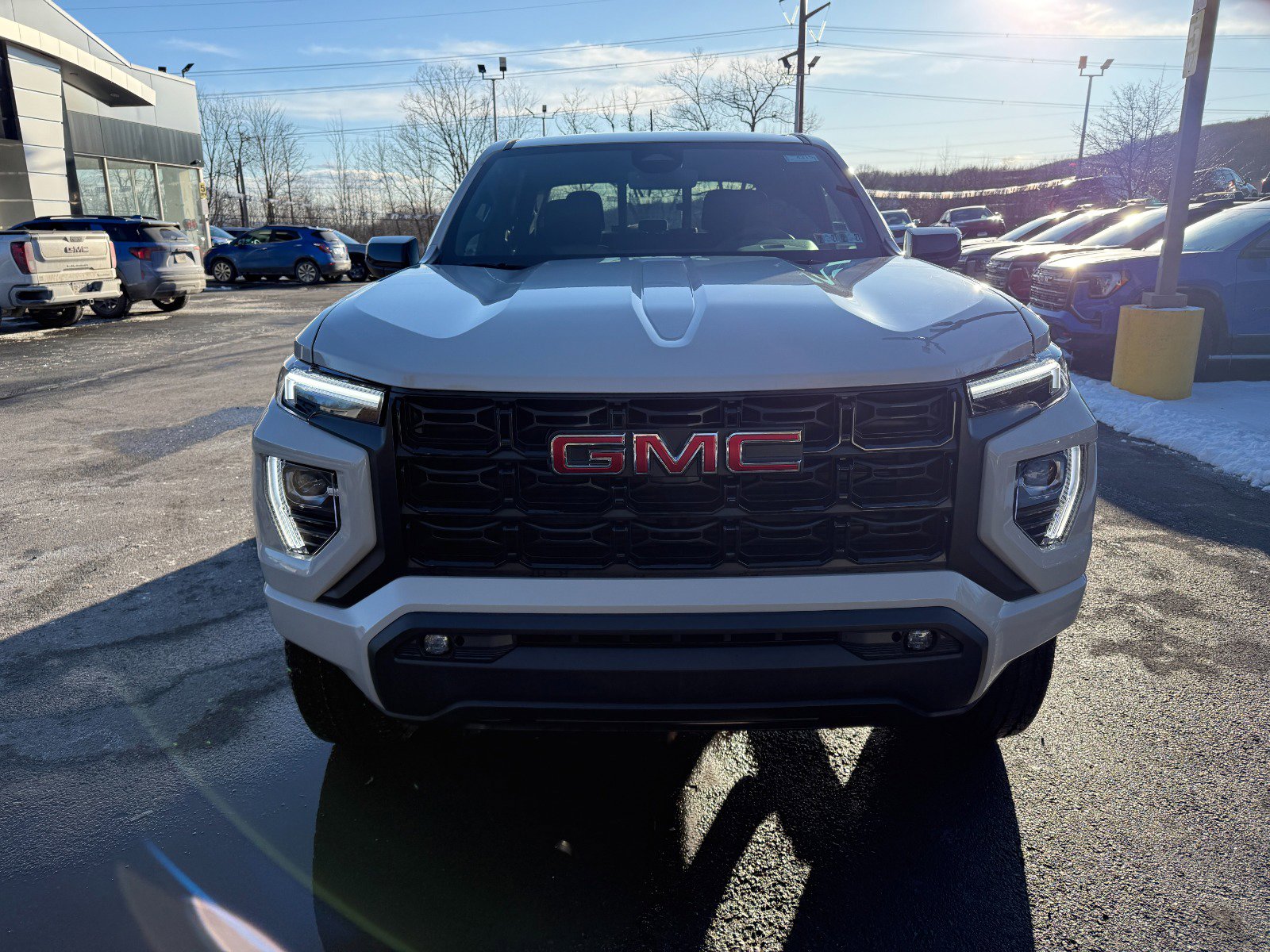 New 2026 GMC Canyon Elevation w/ LPO, Sports Bar Package image 8