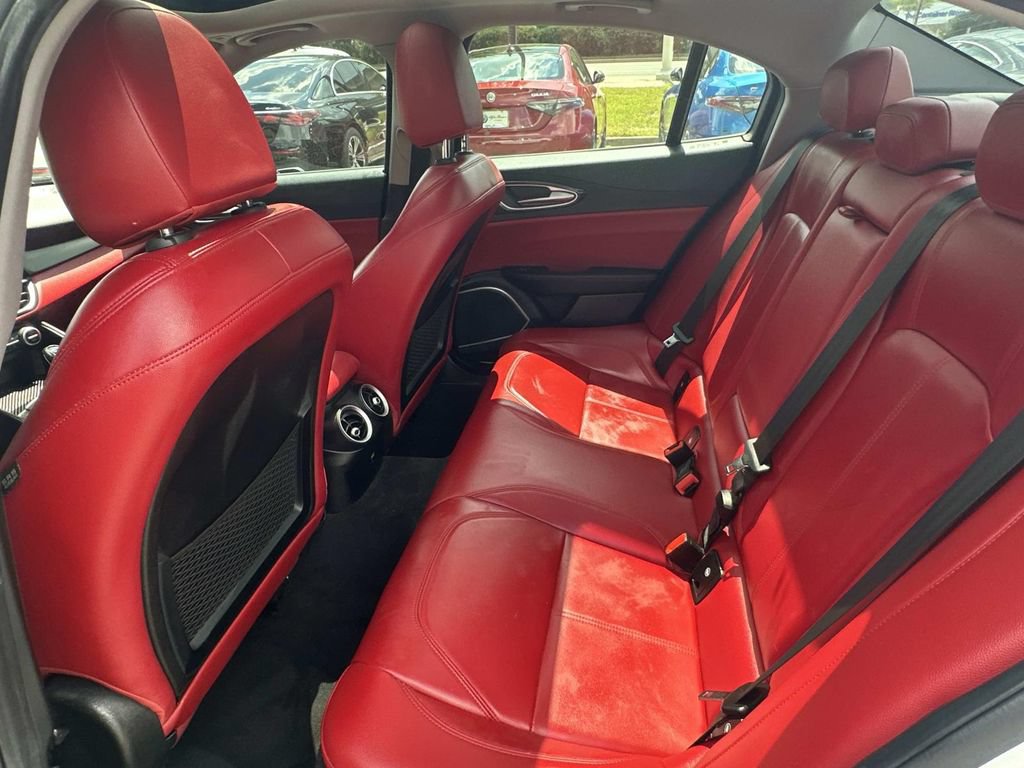 Used 2019 Alfa Romeo Giulia AWD w/ Quick Order Package 22J Sport image 16