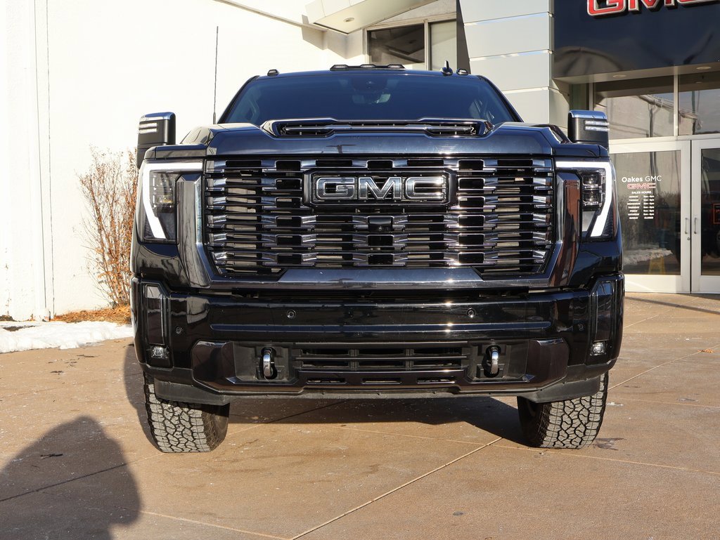 Used 2024 GMC Sierra 2500 Denali Ultimate w/ Max Trailering Package image 2