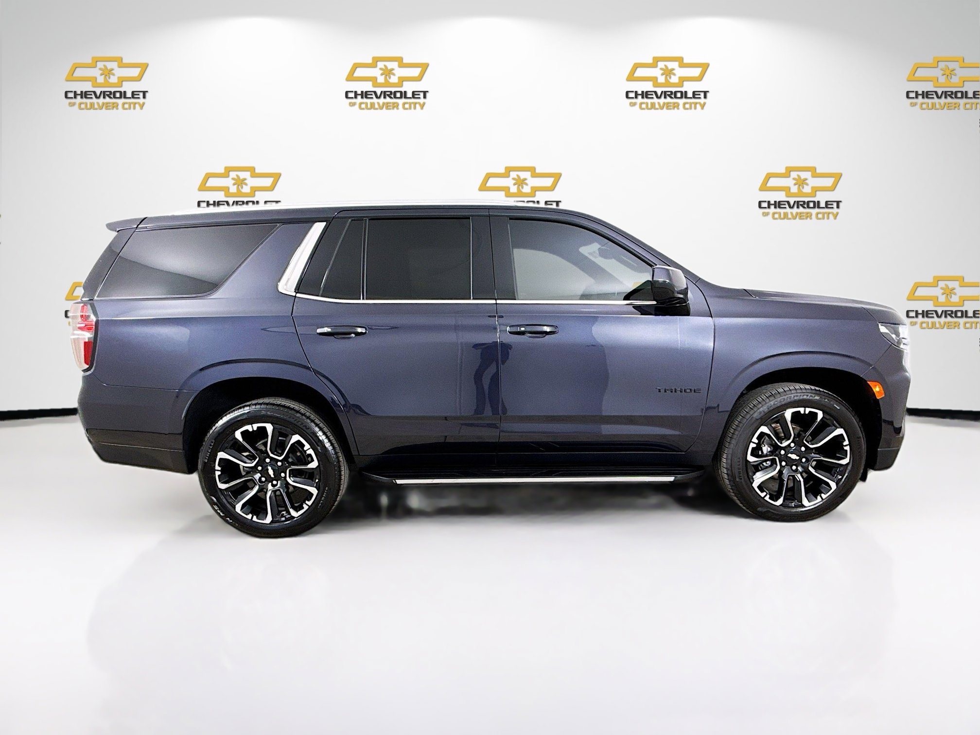 Used 2023 Chevrolet Tahoe LT RWD image 8