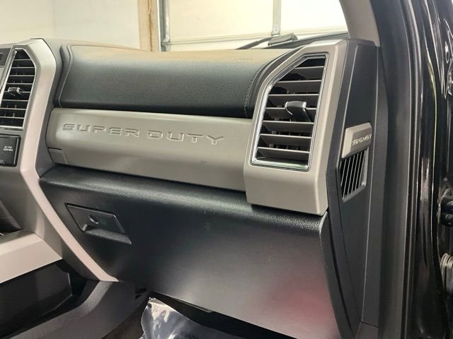 Used 2017 Ford F450 Lariat w/ Lariat Ultimate Package AWD/4WD image 12