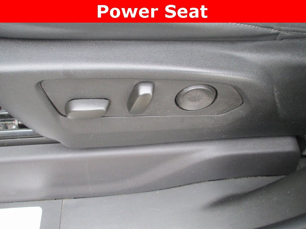 Certified 2024 Chevrolet Silverado 2500 LTZ w/ LTZ Convenience Package image 26