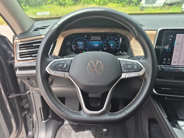 Used 2025 Volkswagen Atlas SE FWD image 22