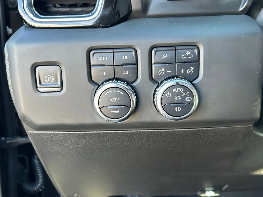 Used 2025 GMC Sierra 1500 Denali Ultimate image 14