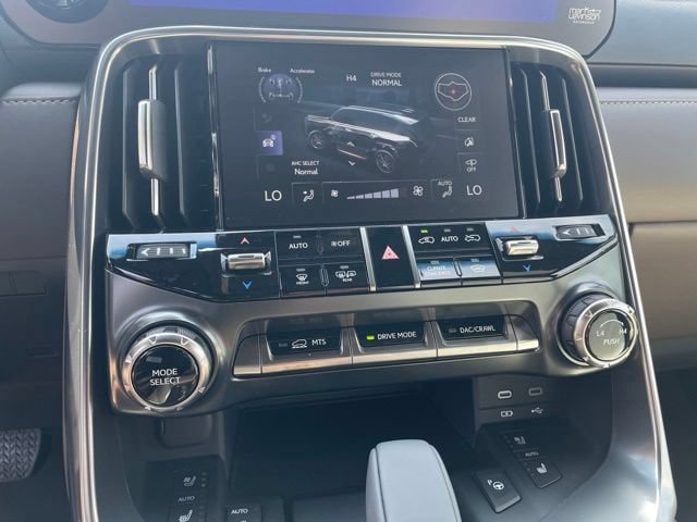 New 2026 Lexus LX 700h Luxury w/ Appearance Package AWD/4WD image 21