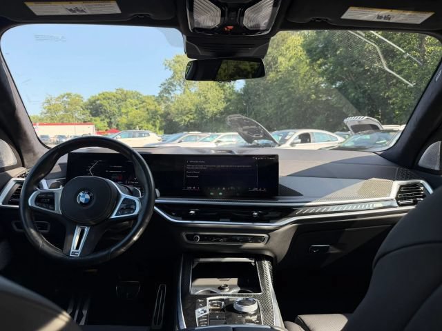 Used 2024 BMW X7 M60i w/ Executive Package AWD/4WD image 17