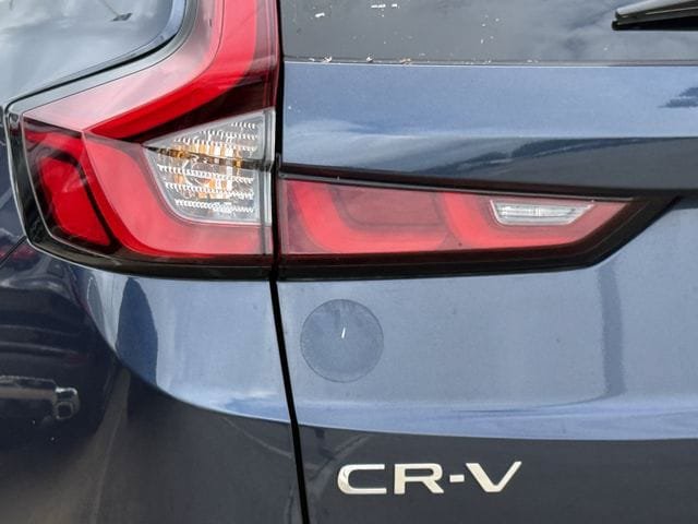 Used 2025 Honda CR-V EX image 6