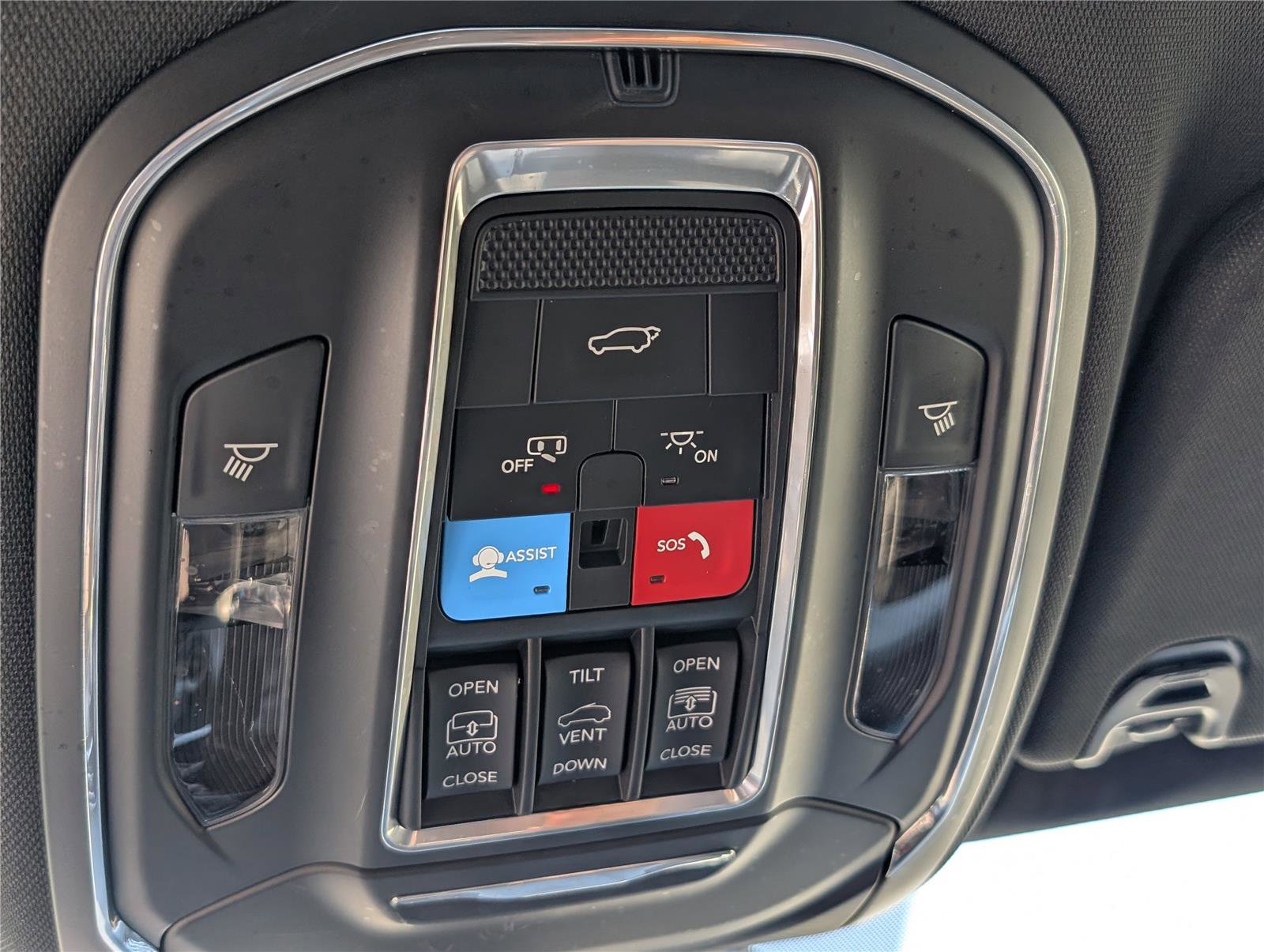 Used 2024 Jeep Wagoneer L Series II w/ Convenience Group I image 36