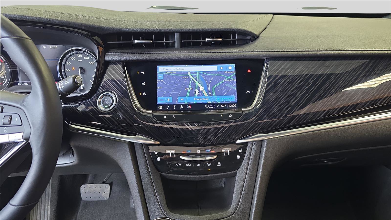 Used 2025 Cadillac XT6 Premium Luxury w/ Technology Package image 22