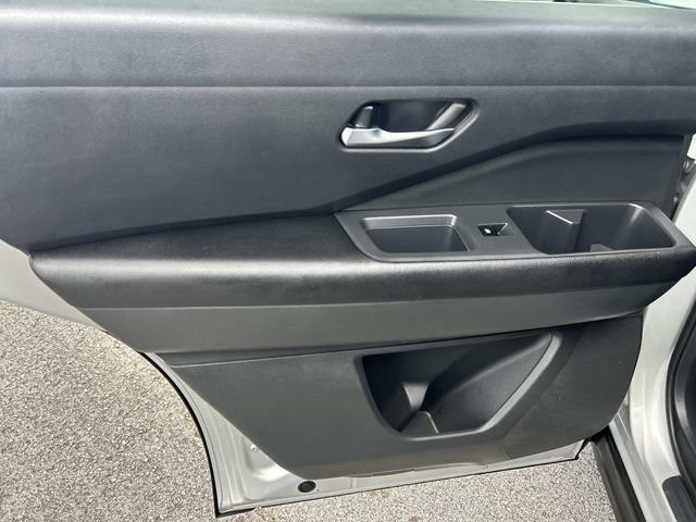 Used 2022 Nissan Pathfinder S AWD/4WD image 20