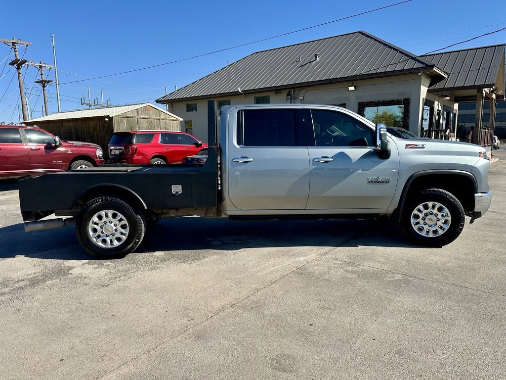 Used 2024 Chevrolet Silverado 3500 LTZ w/ LTZ Texas Edition image 6