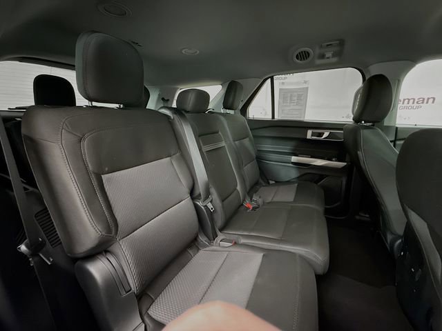 Used 2023 Ford Explorer XLT image 26